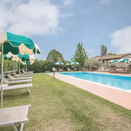 Rustic In With Swimming Pool מאג'ונה